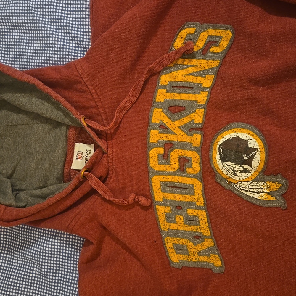 NFL Hoodie- Throwback REDSKINS Logo Hoodie!